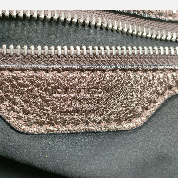 Louis Vuitton LV Shoulder Bag Morudore Brown Mahina handbag - Picture 7 of 9